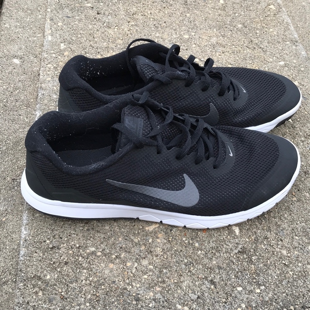 Black and grey Nike sneakers. Hardly worn